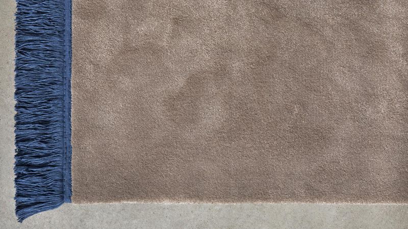 KOÏ - teppe i Poliamida 6.6 Antron®