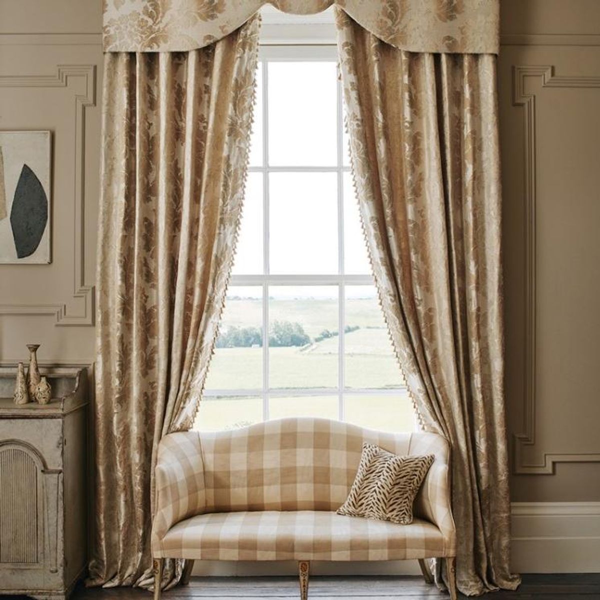 Putetrekk i 50x50 i stoffet Lucius  Code  F4104/05 fra Colefax and Fowler 