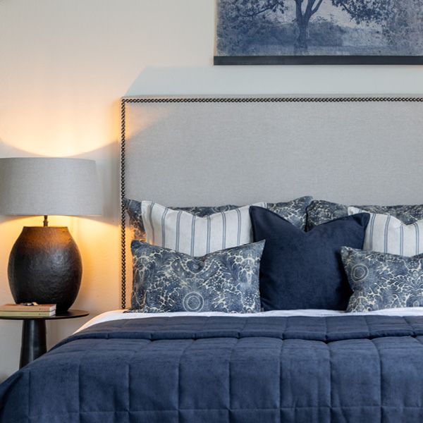 Hovedbilde SIMPLY putetrekk i Deep Blue i 60x60   ...