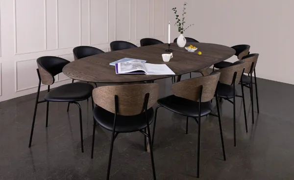 Hovedbilde Amalie ovalt spisebord i ask og eik 